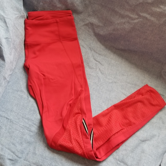 Splits59 Red Leggings Size Medium - Picture 4 of 6
